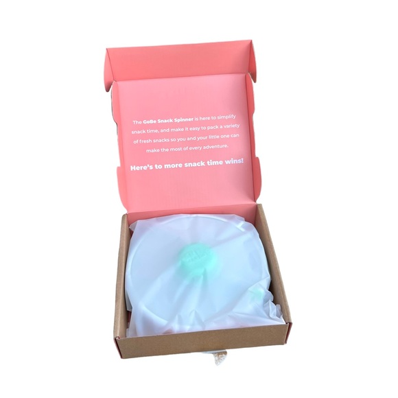 NIB Gobe Mint Green Snack Container - Picture 4 of 16